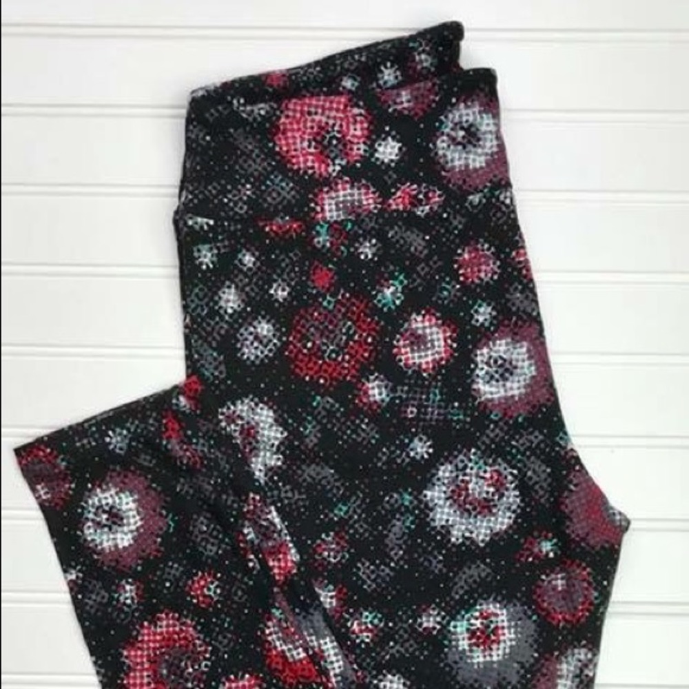TC Lularoe leggings (multiple pairs)